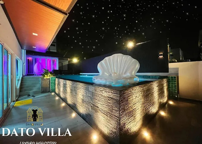 Dato Villa Luxury Homestay 12Min To Jonker Street 26Pax Private Pool