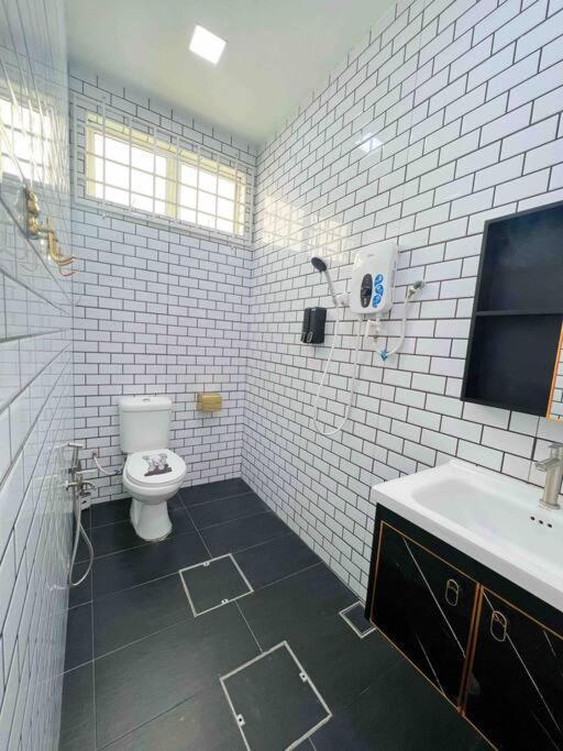 Vila Dato Luxury 12min To Jonker Street 26pax Private Pool