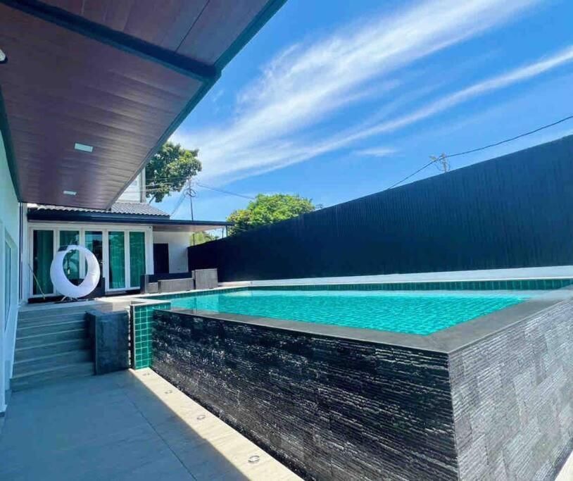 Villa Dato Luxury 12min To Jonker Street 26pax Private Pool *