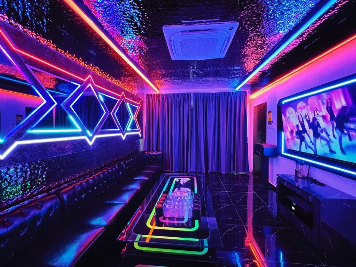 Dato Luxury 12min To Jonker Street 26pax Private Pool Malacca