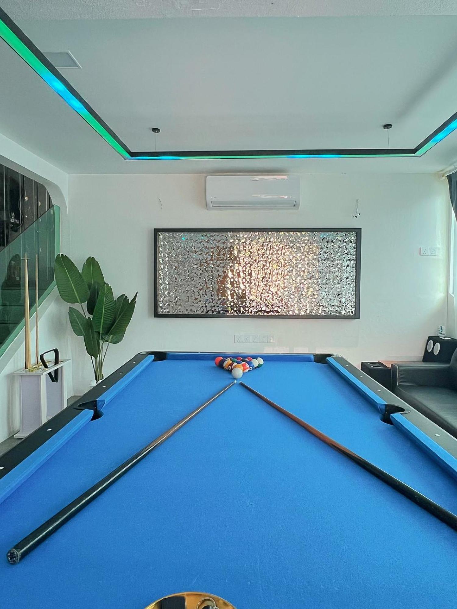 Villa Dato Luxury 12min To Jonker Street 26pax Private Pool Malacca